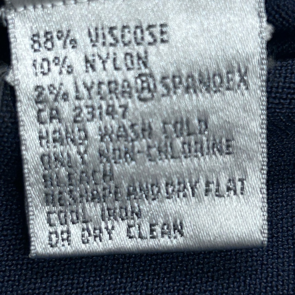 Talbots Collection Women’s Navy Italian Yarn Knit Long Sleeve Top‎ Size L - Picture 5 of 7